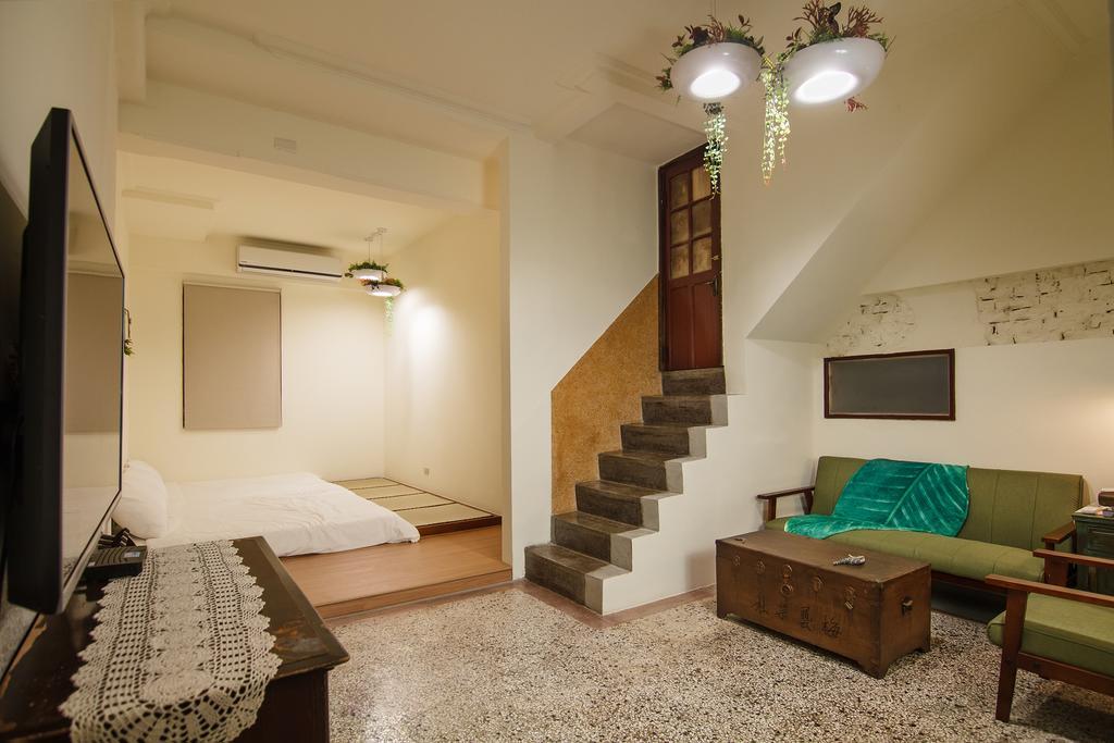 Goin Old House & Bar Apartment Tainan Exterior foto