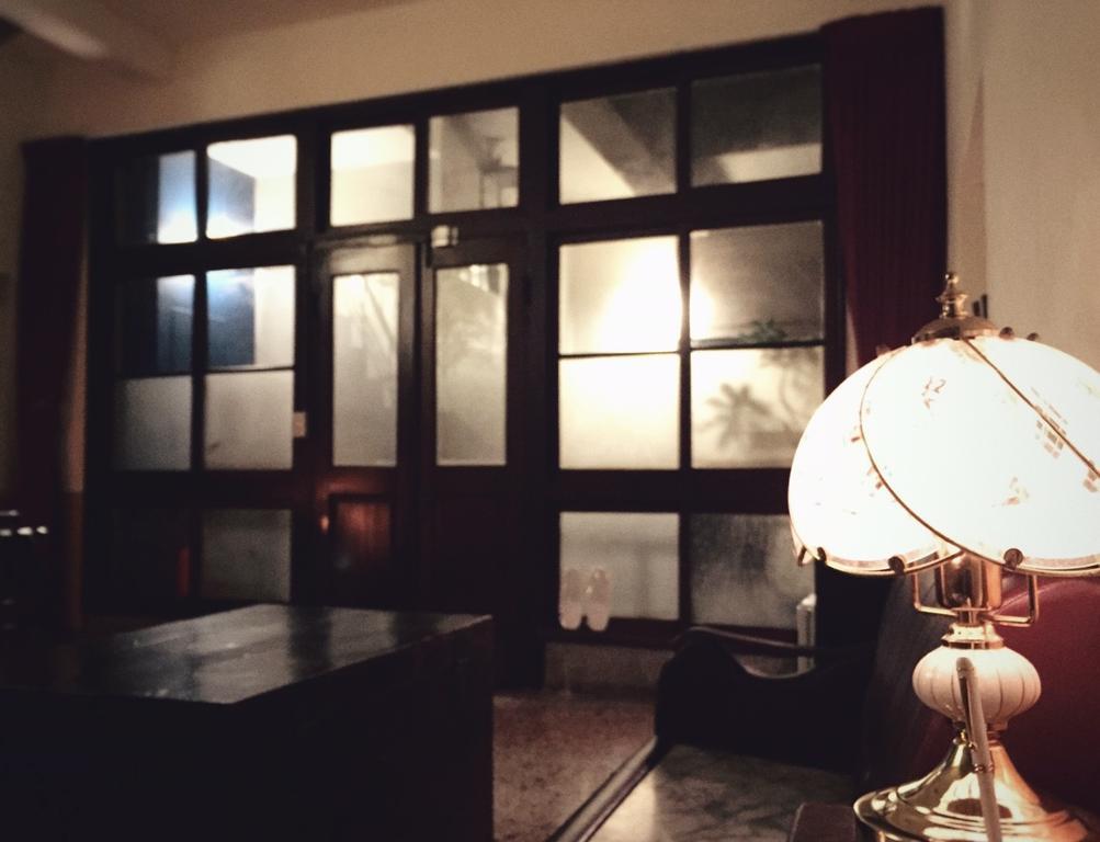 Goin Old House & Bar Apartment Tainan Exterior foto