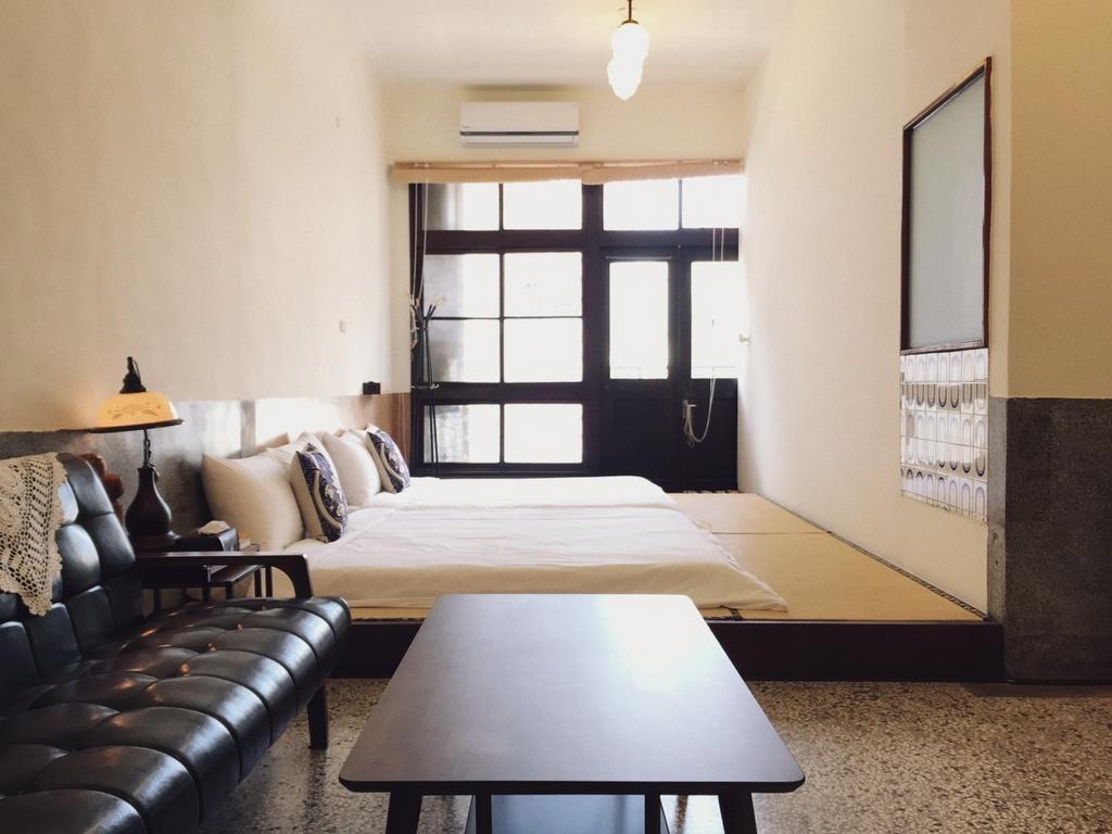 Goin Old House & Bar Apartment Tainan Exterior foto