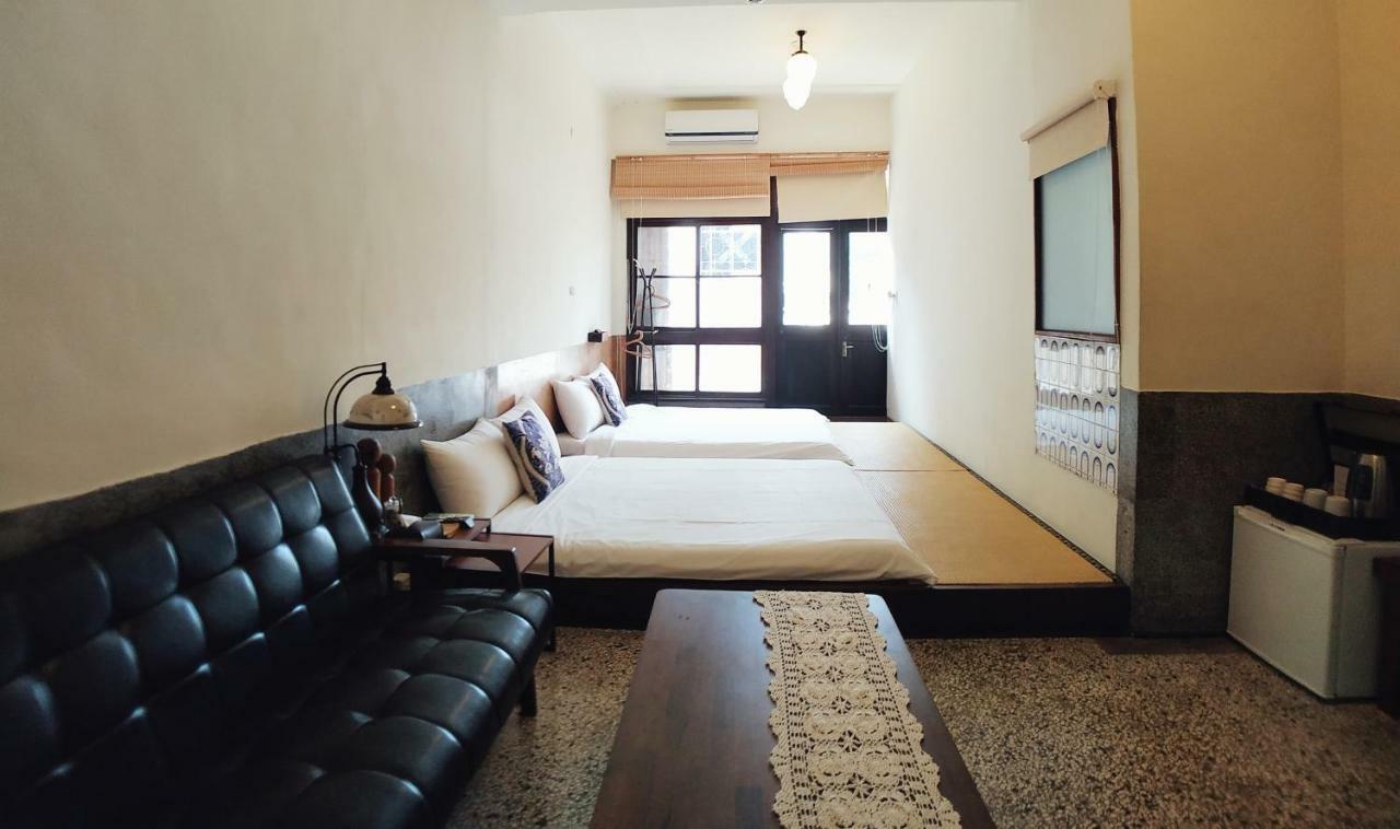 Goin Old House & Bar Apartment Tainan Exterior foto