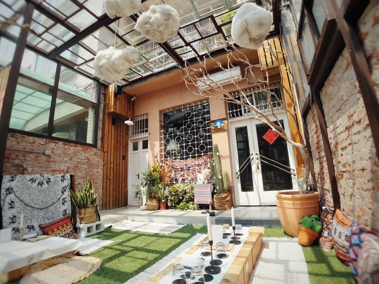 Goin Old House & Bar Apartment Tainan Exterior foto