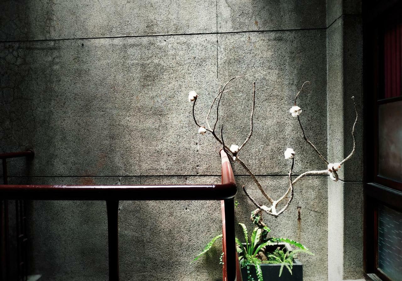 Goin Old House & Bar Apartment Tainan Exterior foto