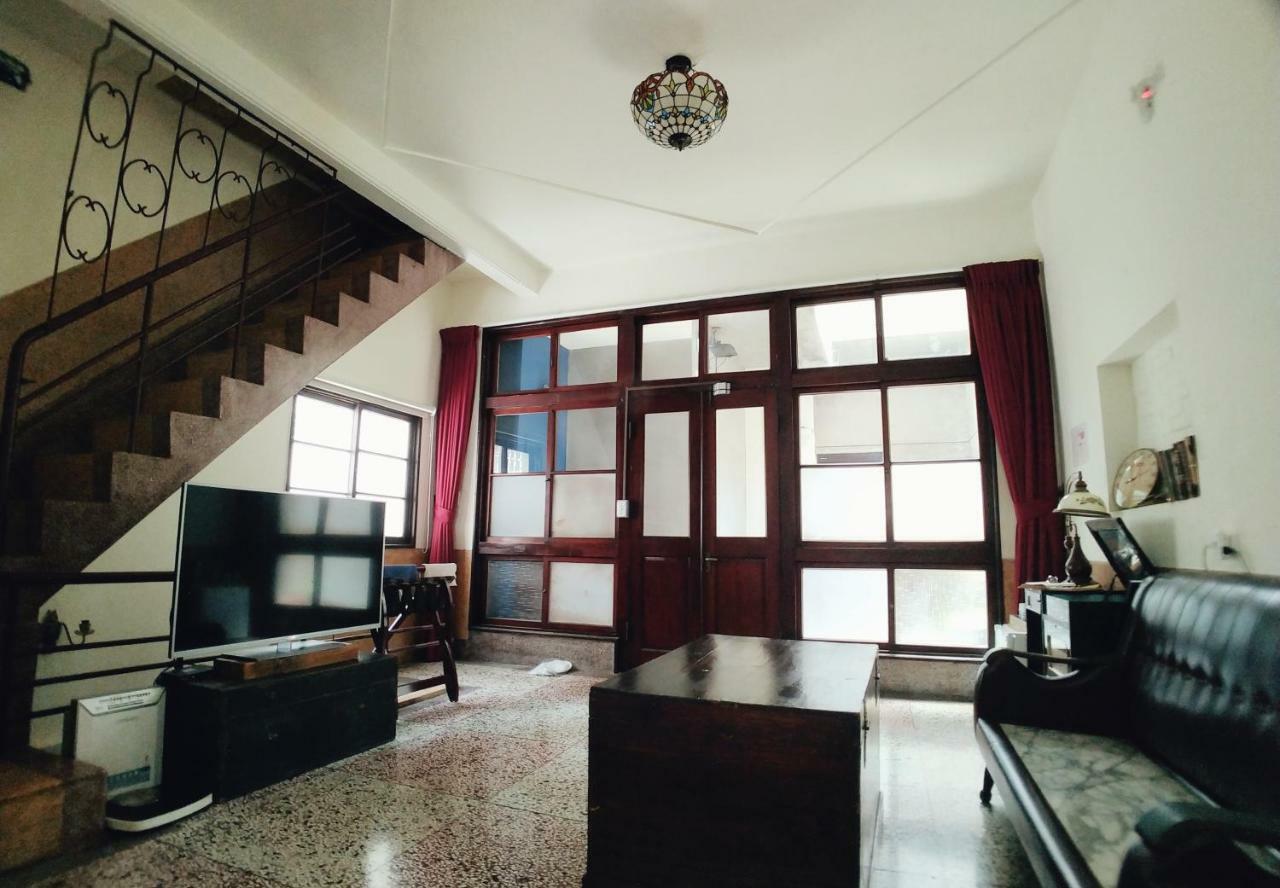 Goin Old House & Bar Apartment Tainan Exterior foto