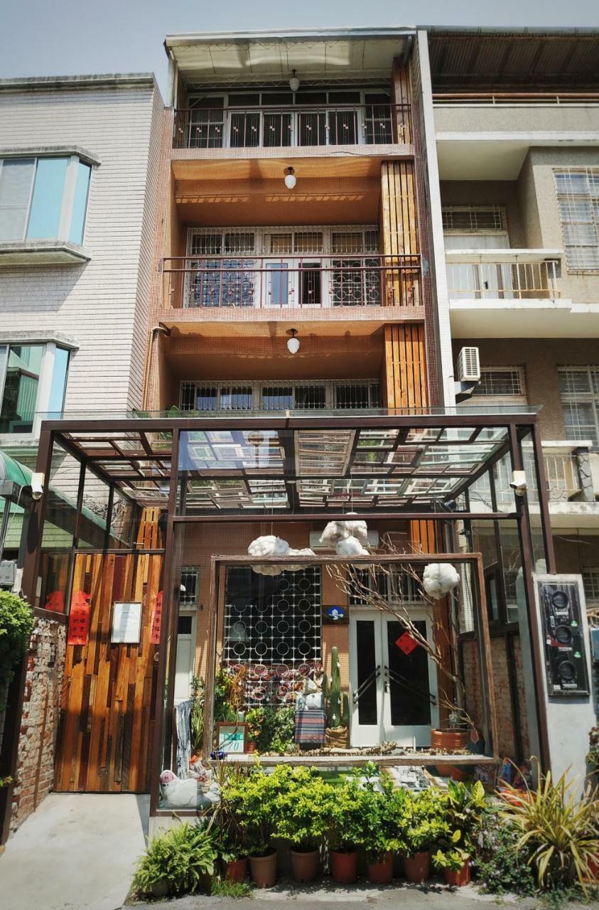 Goin Old House & Bar Apartment Tainan Exterior foto